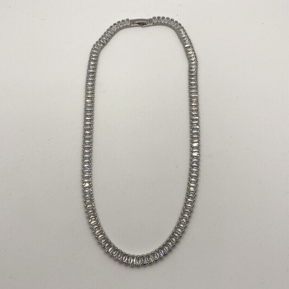 18k plated necklace in silver